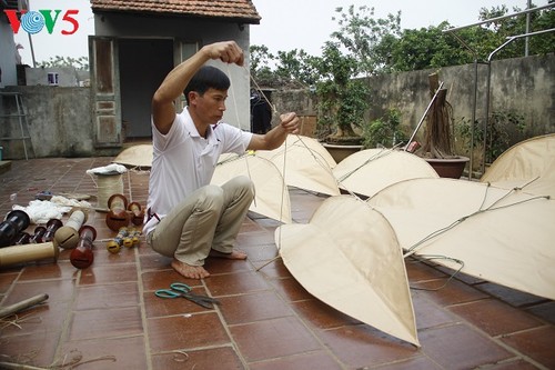 Bay lên cao cùng cánh diều làng Bá - ảnh 4
